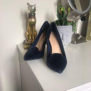 LC Lauren Conrad Navy heels